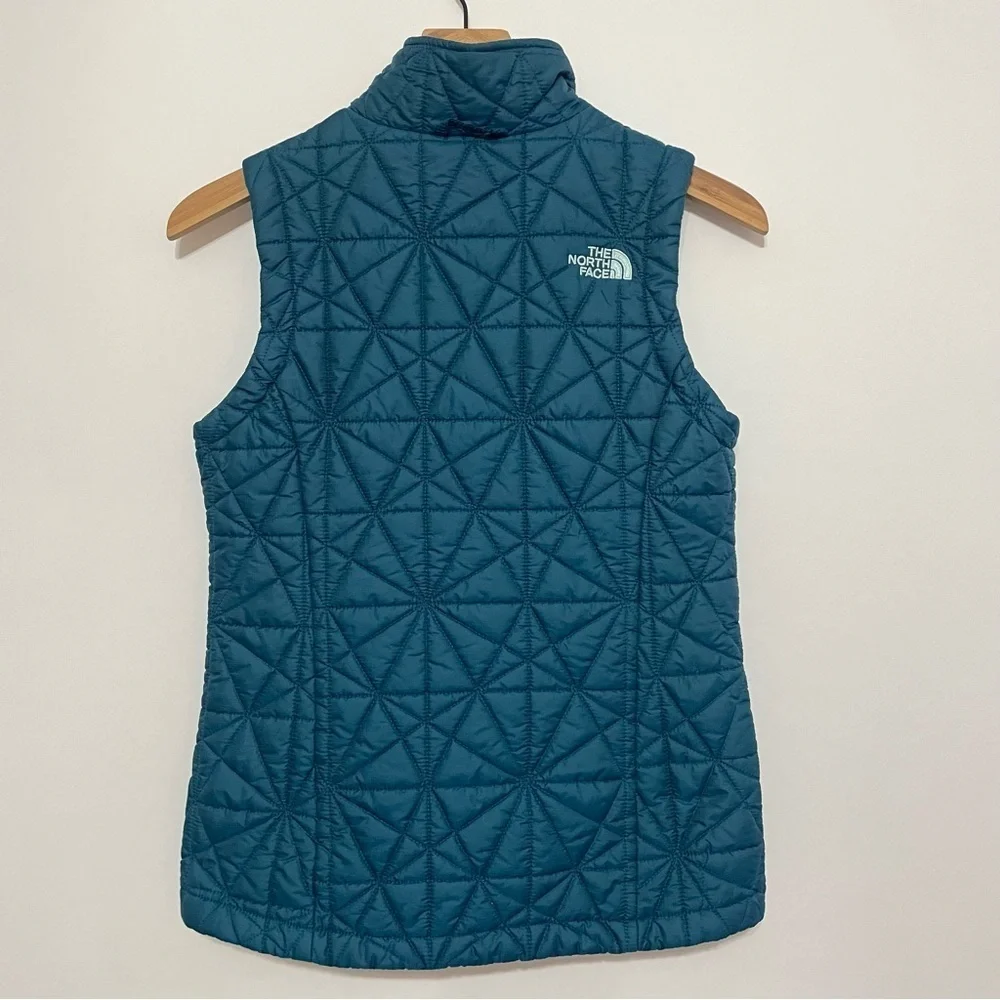 The North Face Women's Turquoise Quilted Vest Size XS - Picture 4 of 8